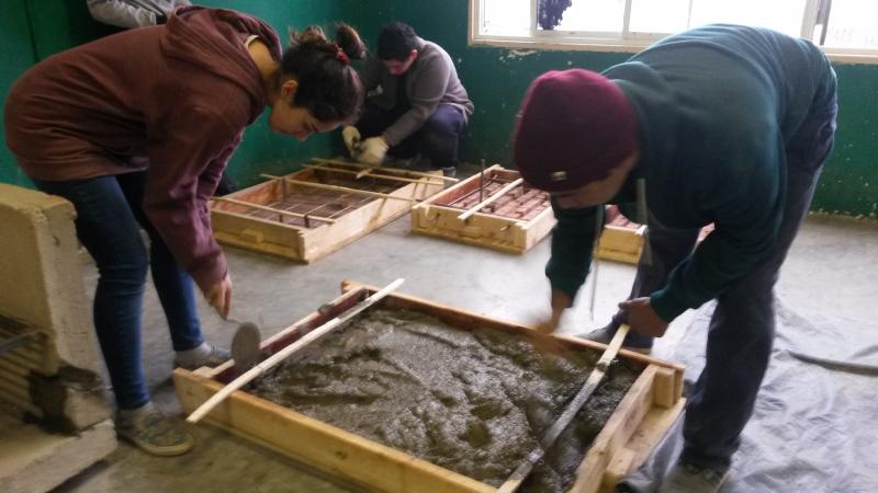 Construcción de fogones con la escuela Nehuén Peumán