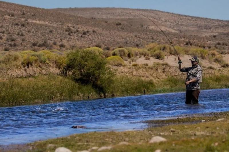 La Patagonia brinda especial atractivo para la pesca deportiva