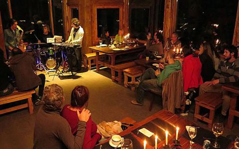 Show en Vivo - Excursiones en Bariloche ~ MONTAÑA y MÚSICA 