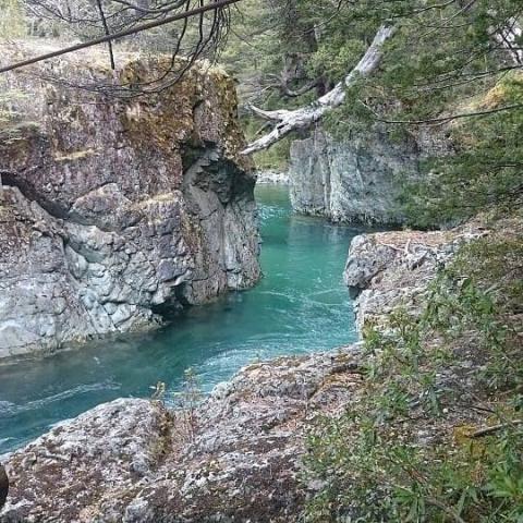 Casa de Campo en la Montaña: Tranquilidad Única, un Paraíso en El Bolsón