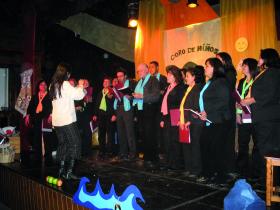 CONCIERTO CORAL VIVIENDO EN CANTO