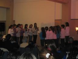 COROS DE NI&Ntilde;OS CANTAN