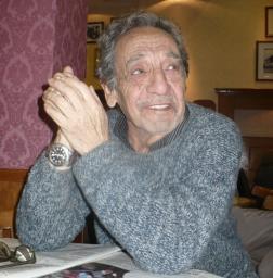 La Biblioteca Sarmiento tendrá su elenco estable de teatro dirigido por Fidani