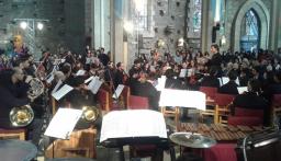 La Orquesta Filarmónica de Río Negro llenó la Catedral