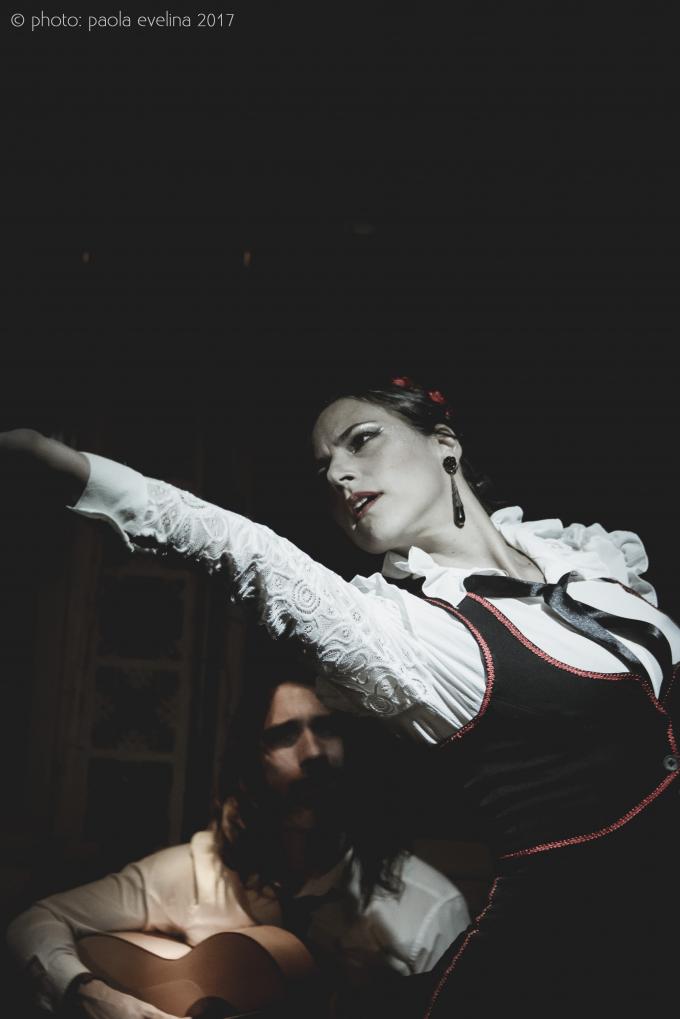 Rodrigo González y Verónica Marcovsky en Bariloche. Magia, tablao y juerga.