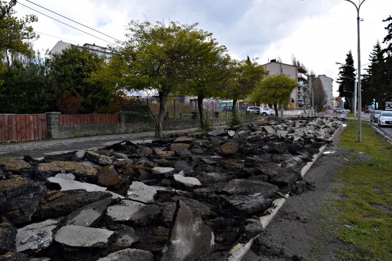 La avenida 12 de Octubre tendrá sectores construidos en hormigón