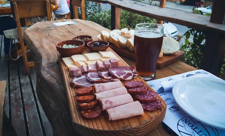 TENTÁTE: DOBLE HAPPY HOUR en HUTTON BEER