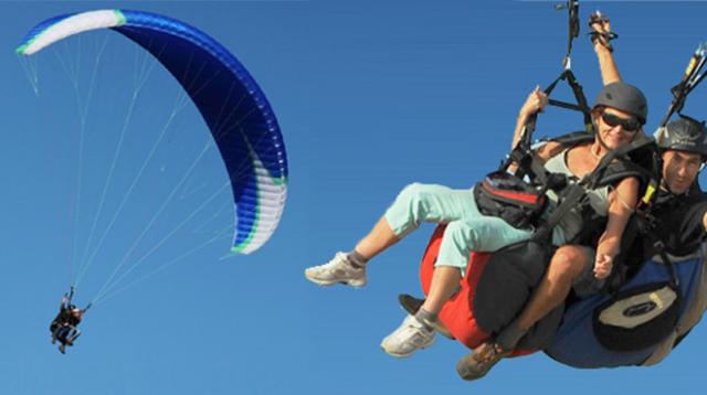 Vuelos en parapente, otro atractivo de la Comarca