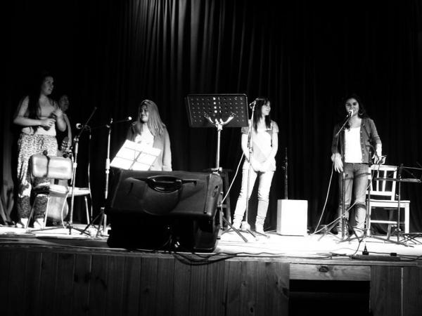 Takiri Asiri en "La Barraca Bar"