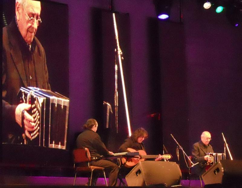 Orquestango & algo m&aacute;s vuelve a La Barraca!!!