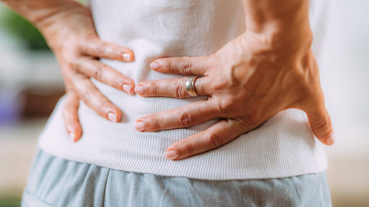 C&oacute;mo aliviar el dolor de ci&aacute;tica en 2 minutos: quitar el dolor r&aacute;pido es posible
