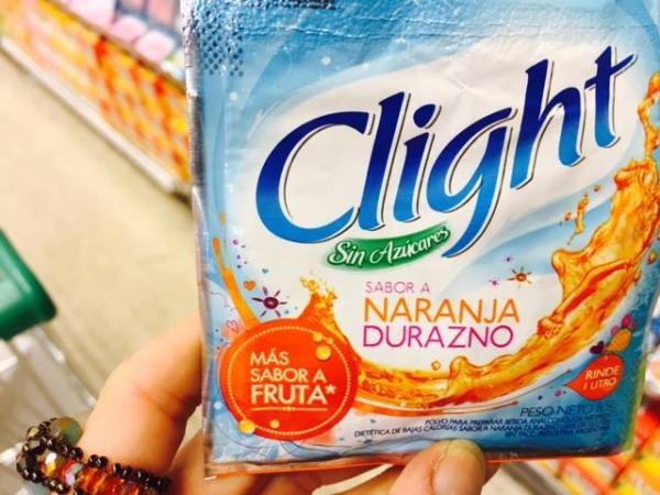 JUGOS EN POLVO: TANG, TANG CON ESPUMITA Y CLIGHT