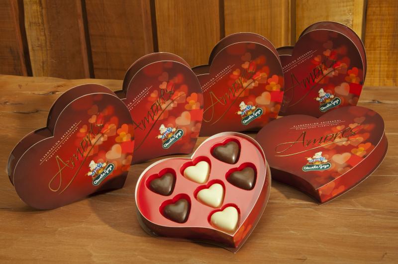 Sorprendé en el Día de los Enamorados con Deliciosos Corazones de Chocolate Artesanal!