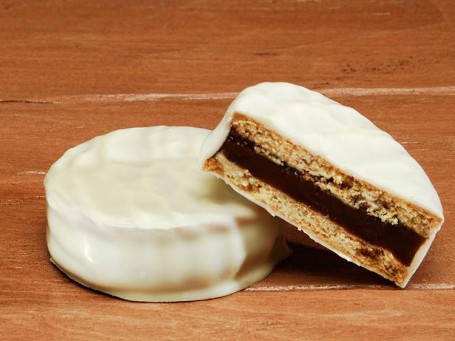 Alfajor Artesanal con Chocolate Blanco Clásico