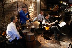 ALBERTO FAVERO PRESENTA WEST SIDE STORY, de Leonard Bernstein 