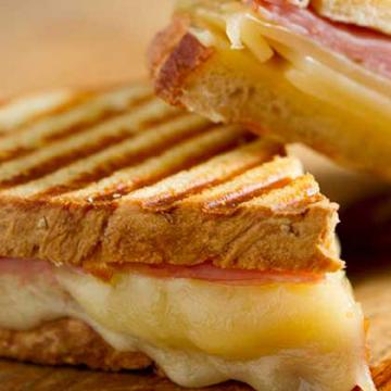 Refugio Berghof - Casa de té en la montaña con Vista Panorámica a minutos de la ciudad