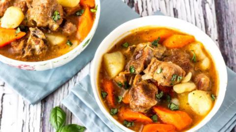Almuerzos con Vista Panorámica a un paso de la ciudad"