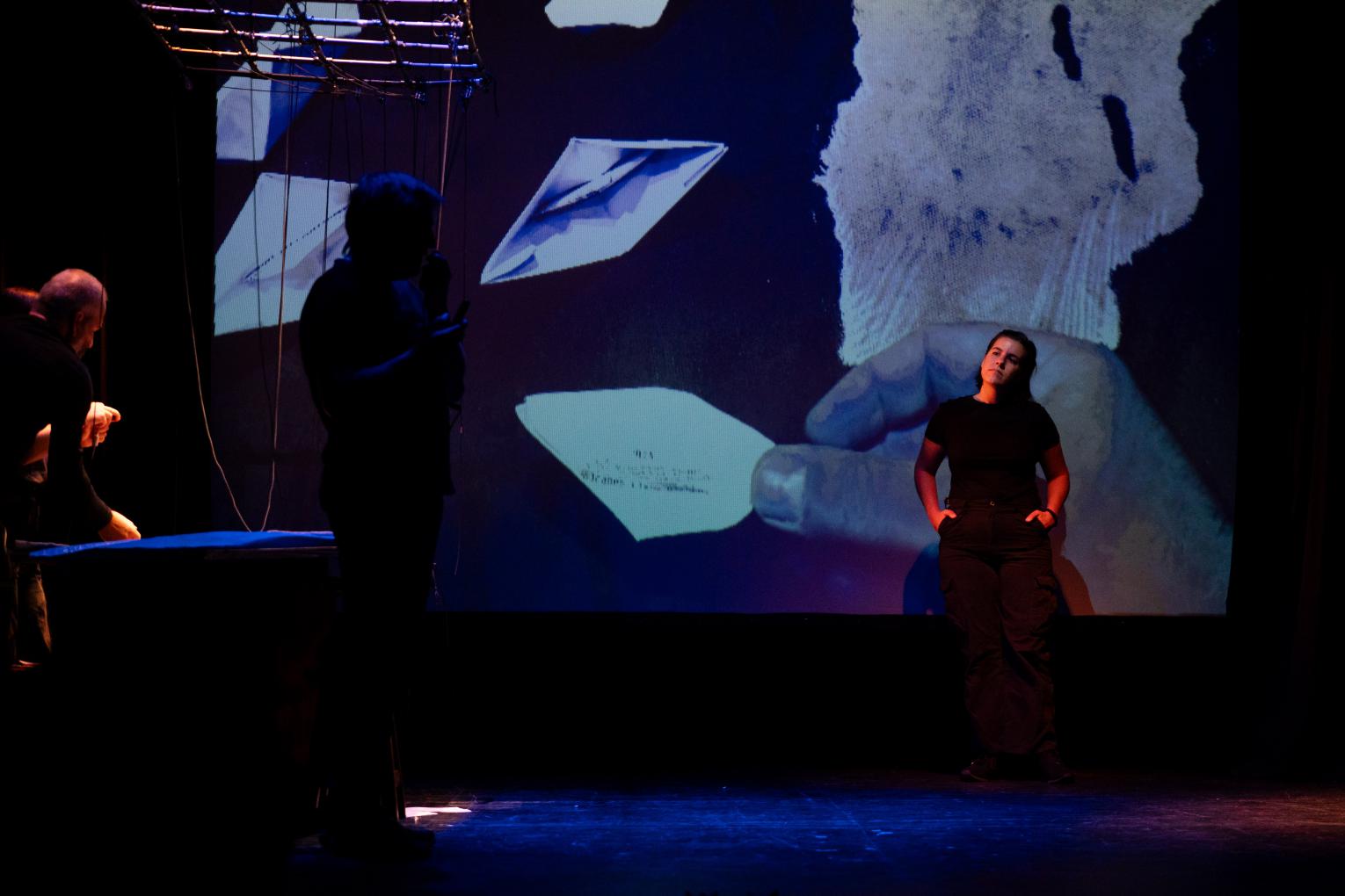 Funciones para escuelas y salas llenas en el segundo d&iacute;a del Nevadas Esc&eacute;nicas