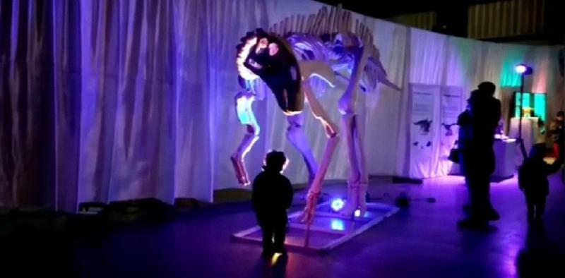 Dinosaurios y otras bestias prehist&oacute;ricas contin&uacute;a su viaje por la provincia