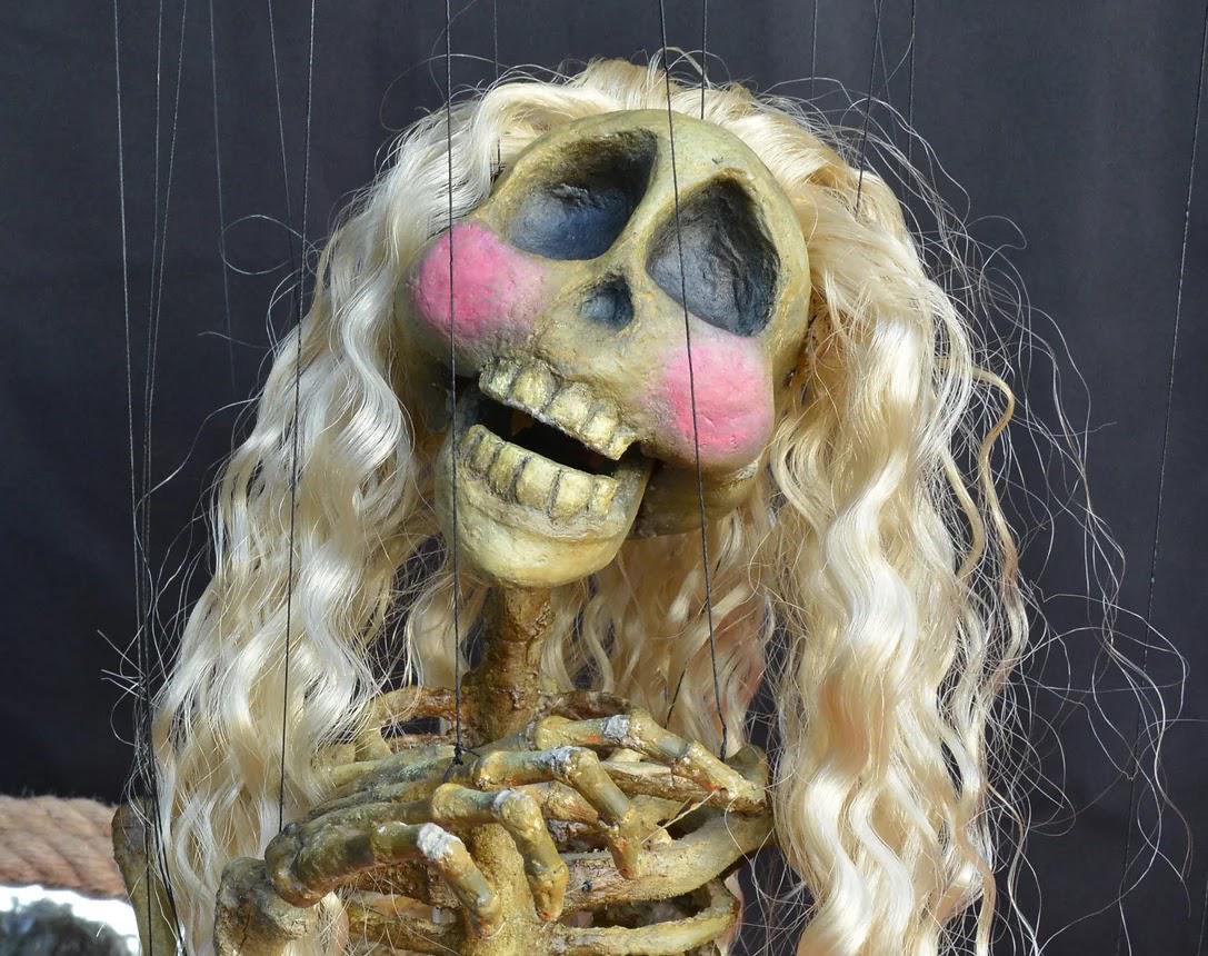 LUCI&Eacute;RNAGA ROJA - 🎉 &iexcl;CELEBRAMOS 25 A&Ntilde;OS! 🎉 Festival Internacional de Teatro de T&iacute;teres Andariegos