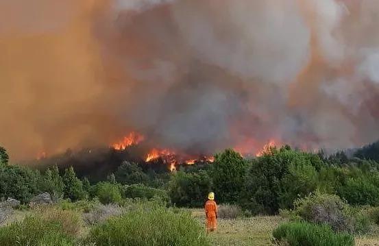 Las condiciones meteorol&oacute;gicas podr&iacute;a provocar simult&aacute;neos incendios en todo el pa&iacute;s