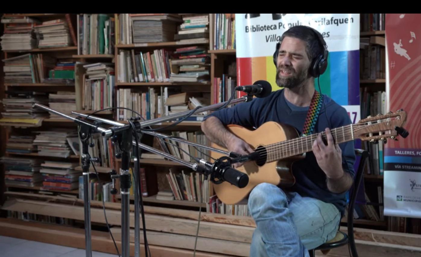 Leopoldo Caracoche  "Les Combinades" del Festival de la Canci&oacute;n Sin Fin 